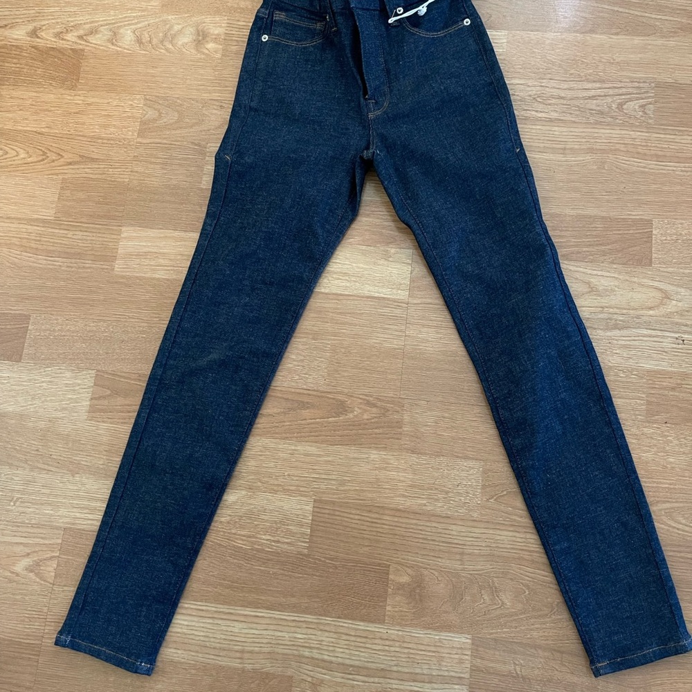 Good American Always Fit Jeans